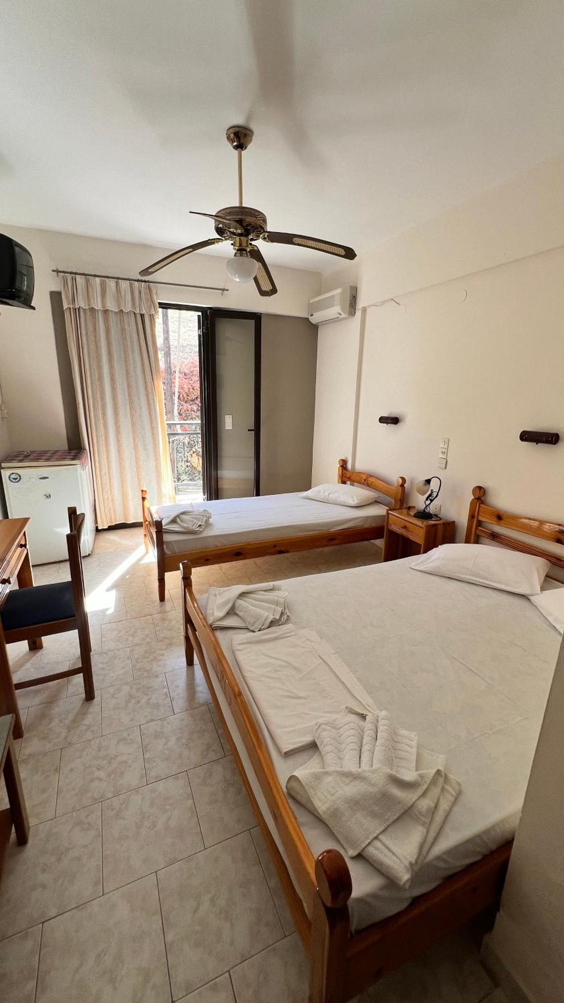 Michaela Hotel Poros  Eksteriør billede