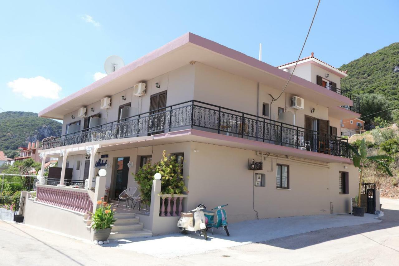 Michaela Hotel Poros  Eksteriør billede